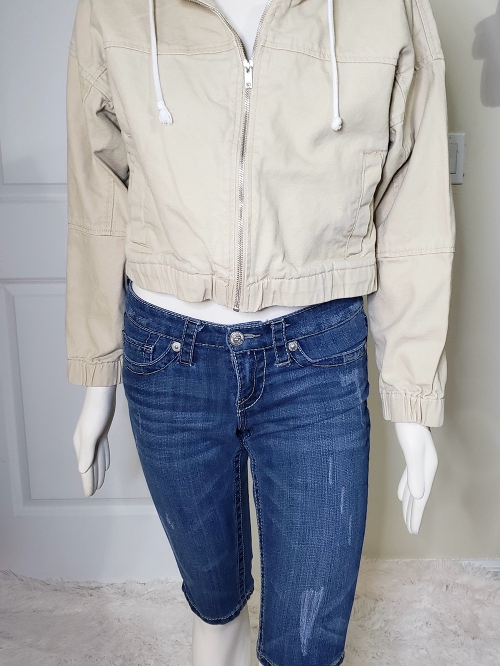 Seven7 Women's Dark Blue Boyfriend Bermuda Jeans Size 4